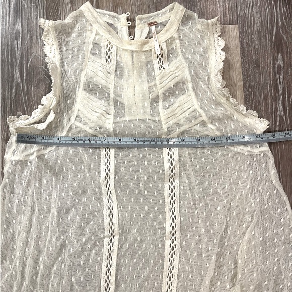 Free People lace top beach cover up, small - Picture 4 of 5